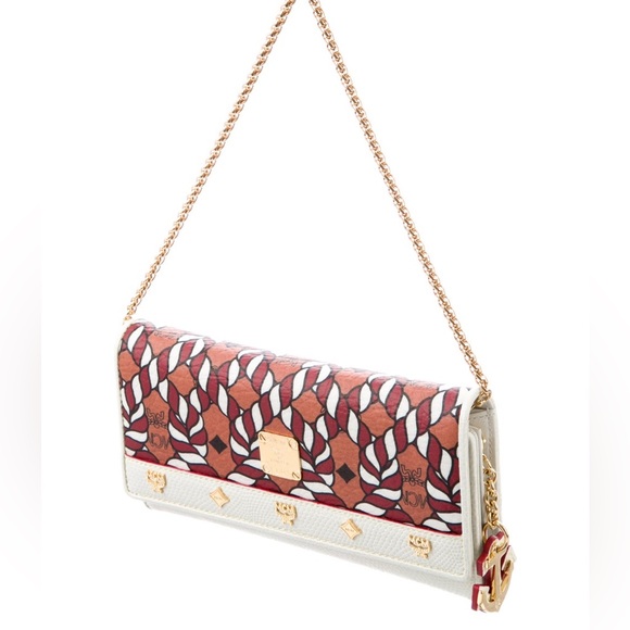 MCM x Craig Redman Shanghai Collection Wallet on Chain - Picture 2 of 4